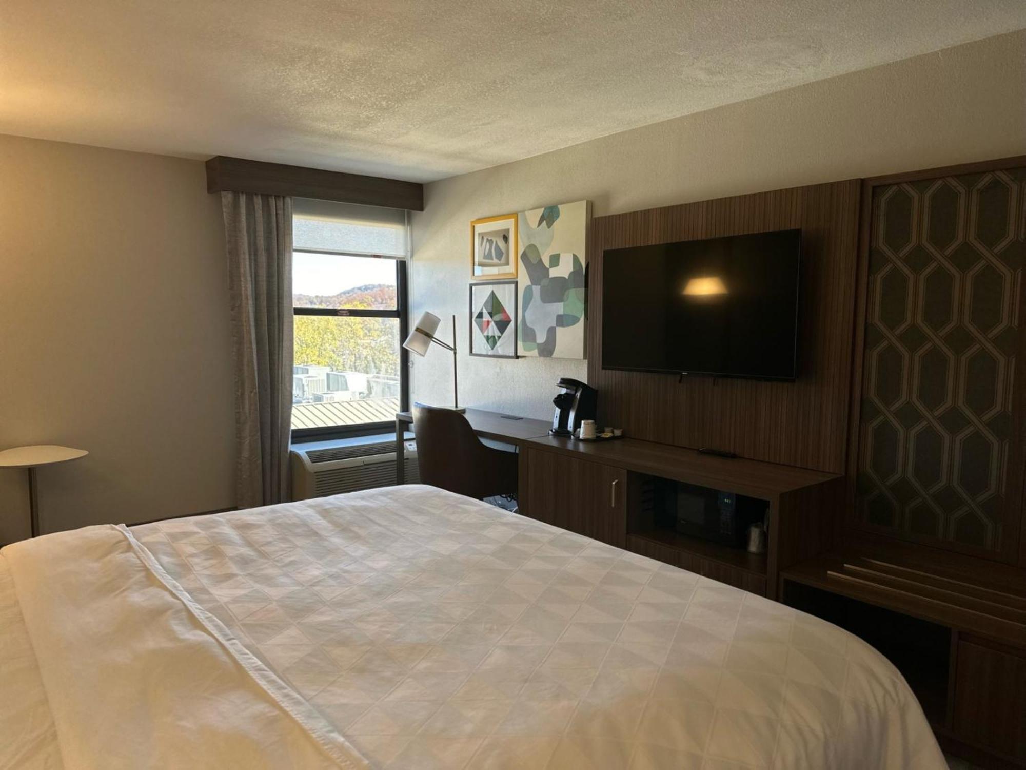 Holiday Inn Roanoke - Tanglewood Route 419 & I 581, An Ihg Hotel Εξωτερικό φωτογραφία